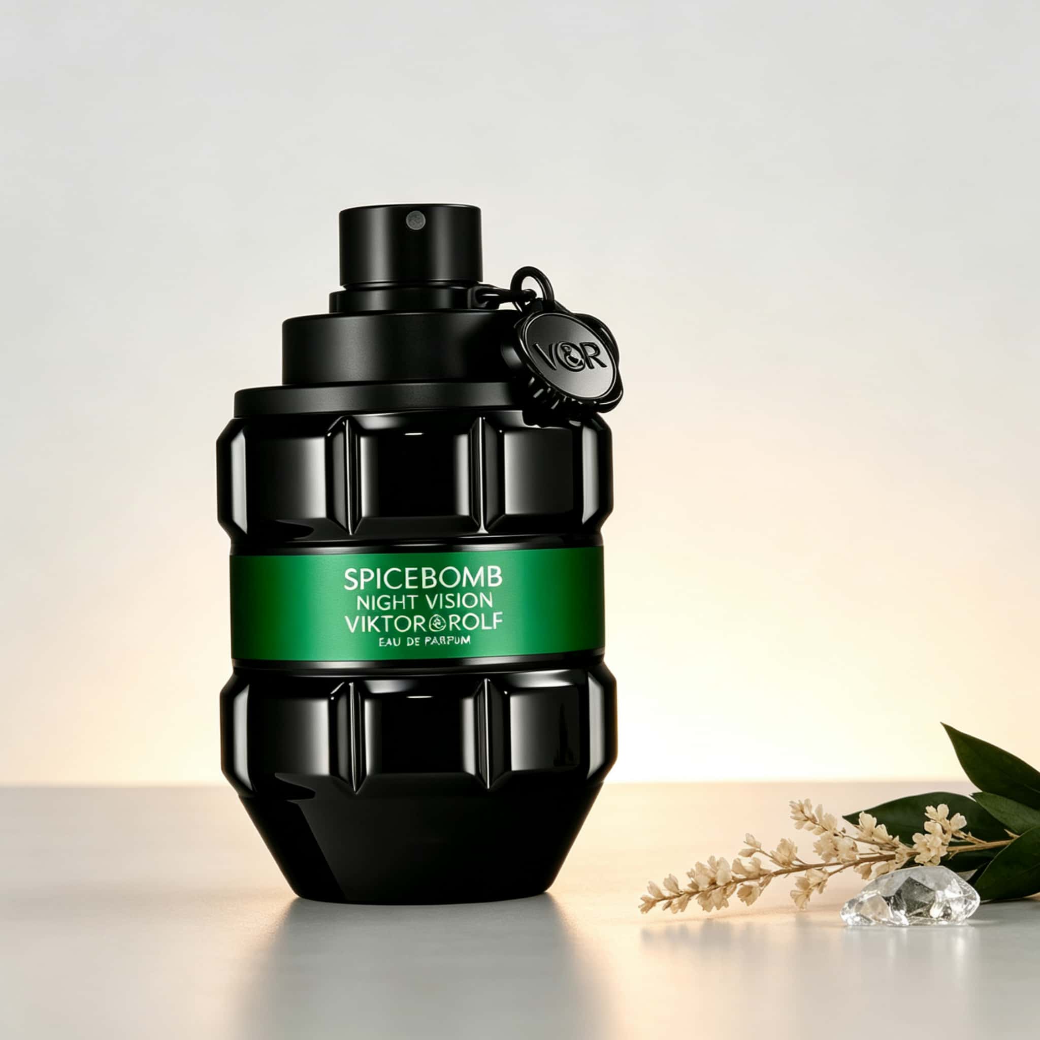 Viktor & Rolf Night Vision EDP - Home Bar Accessories recensie en prijs
